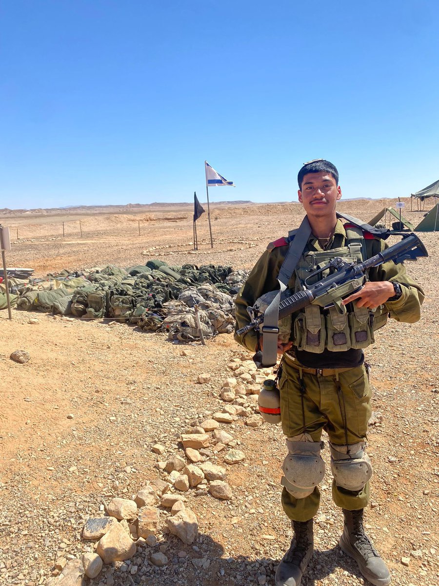 Yossi_eli's tweet image. עוד שלושה נופלים בעזה, שלושה שיריונרים גיבורים: סמ״ר שהם מנחם, סמר שלמה יקיר שרם וסמ״ר יולי פקטור. מעוצבת ברזל 401. הלב שורף. יהי זכרם ברוך💔
