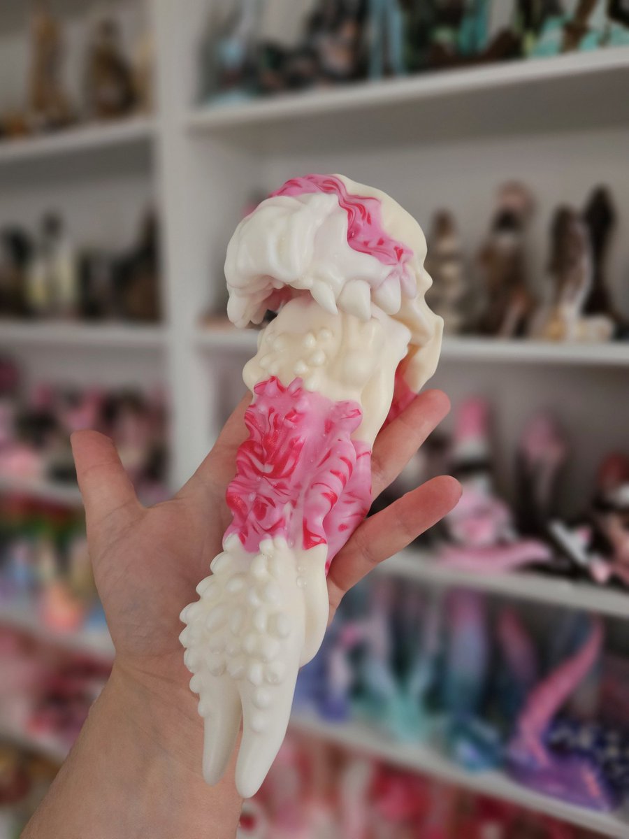 If anyone sees this and wants to join in, I think it could be fun if we all posted a toy every day we can this week! Boost each other's photos, tag some shops, and just share some toys to the timeline!!

No pressure, of course!! 🥰

Here's my Slavermaw!! 🍰🤍✨🩷