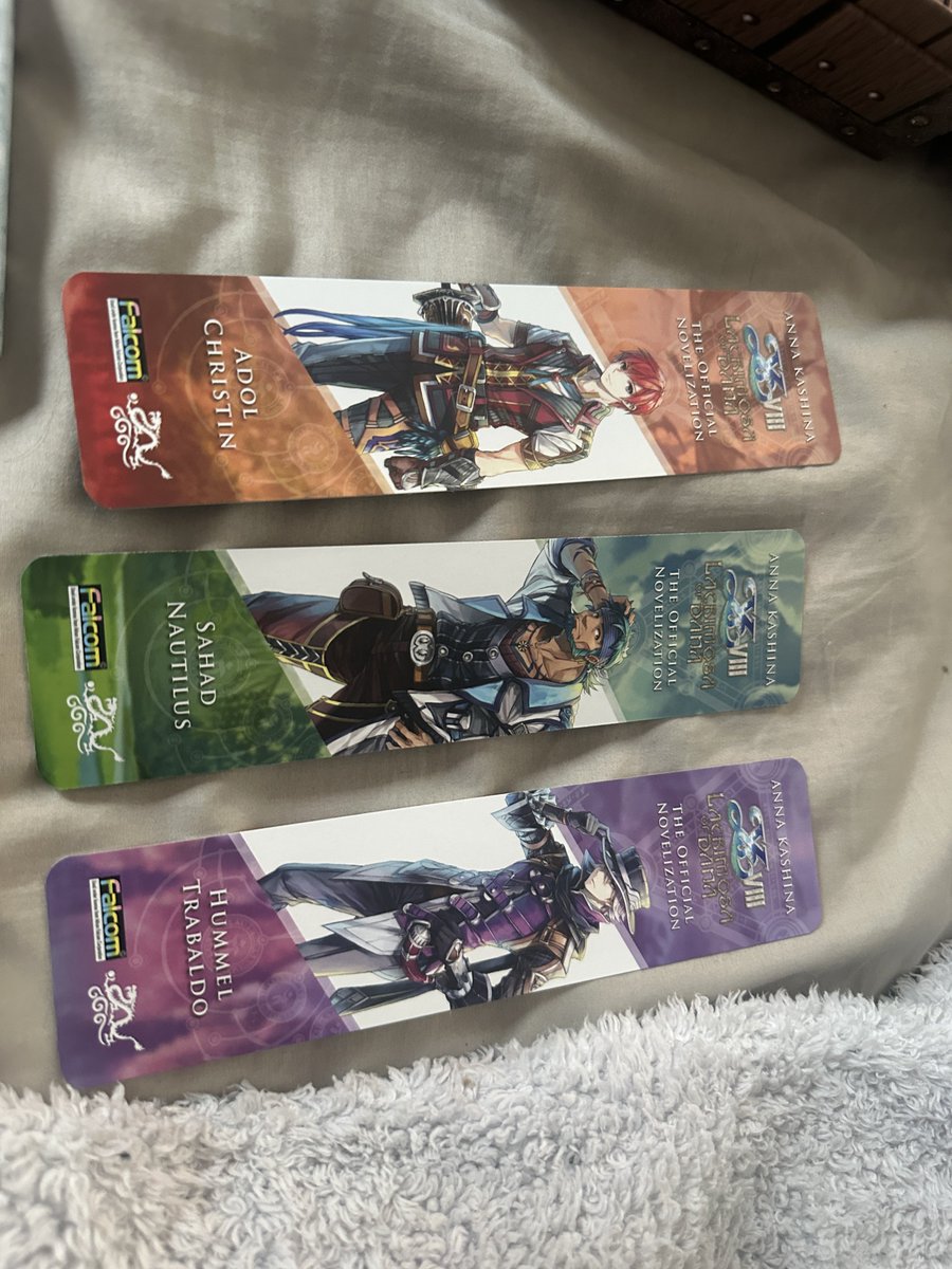 I figured this was worth the unboxing! The Castaway Tales/Castaway Cookbook collectors set by Dragonwell Publishing (<a href="/Ys_Novels/">Ys Novels</a>)