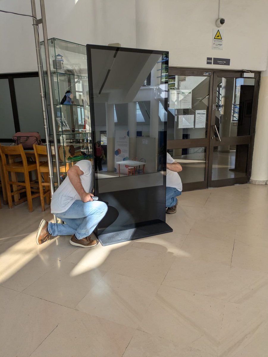 We started the #DH2025 ADHO conference with 458 digital humanists storming Tower B <a href="/nova_fcsh/">NOVA FCSH</a>. Like in Bastille Day, some were destined to lose their heads 😃