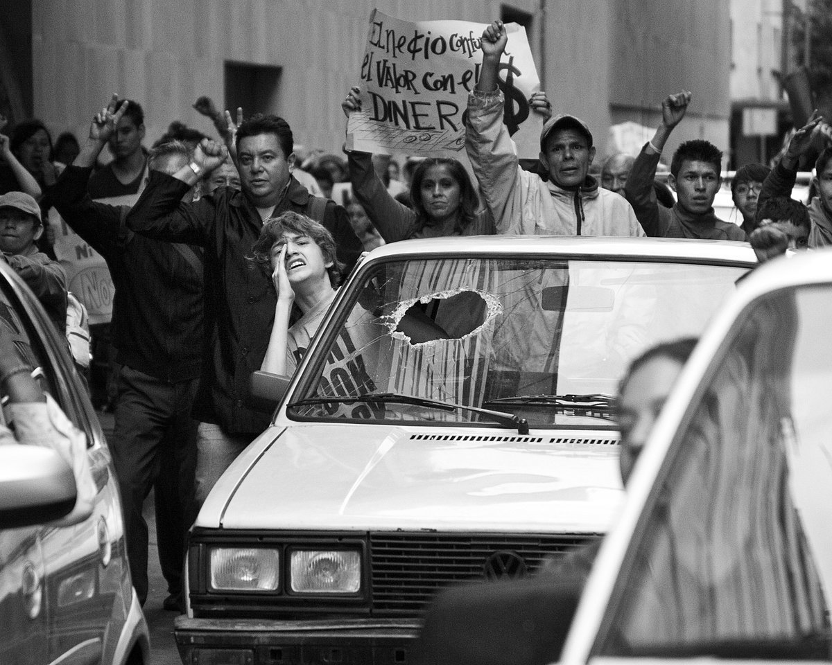 procine_oficial's tweet image. 🟣 Jueves 17 de julio | 16 h
📽️ Cartelera #EstaciónPROCINE
🎞️ Ciclo: Road Movies mexicanas
🎬 GÜEROS (2014) de Alonso Ruizpalacios
Un viaje absurdo, tierno y punk por la CDMX en busca de un músico olvidado.
📍 Metro Zapata
🎟️ Entrada libre
🔗 cineenlaciudad.cdmx.gob.mx