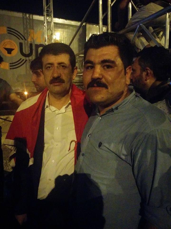 İsmail (İDEM) Siyaroğlu (@ismailidem00) on Twitter photo Türkiye Bayrağı boynuna
Vatan aşkını kalbine
Devletini ve milletini yüreğine almış.
Ve darbeye karşı halkın milletin iradesine sahip çıkıp, meydanda milletin
arasından ayrılmadan görevini ifa ediyordu.
Ödülü halkın verecek başkanım.⏳TBMM⏳
<a href="/MehmetEkinci63/">Mehmet EKİNCİ 🇹🇷</a>
#15Temmuz
#darbe Türkiye Bayrağı boynuna
Vatan aşkını kalbine
Devletini ve milletini yüreğine almış.
Ve darbeye karşı halkın milletin iradesine sahip çıkıp, meydanda milletin
arasından ayrılmadan görevini ifa ediyordu.
Ödülü halkın verecek başkanım.⏳TBMM⏳
<a href="/MehmetEkinci63/">Mehmet EKİNCİ 🇹🇷</a>
#15Temmuz
#darbe