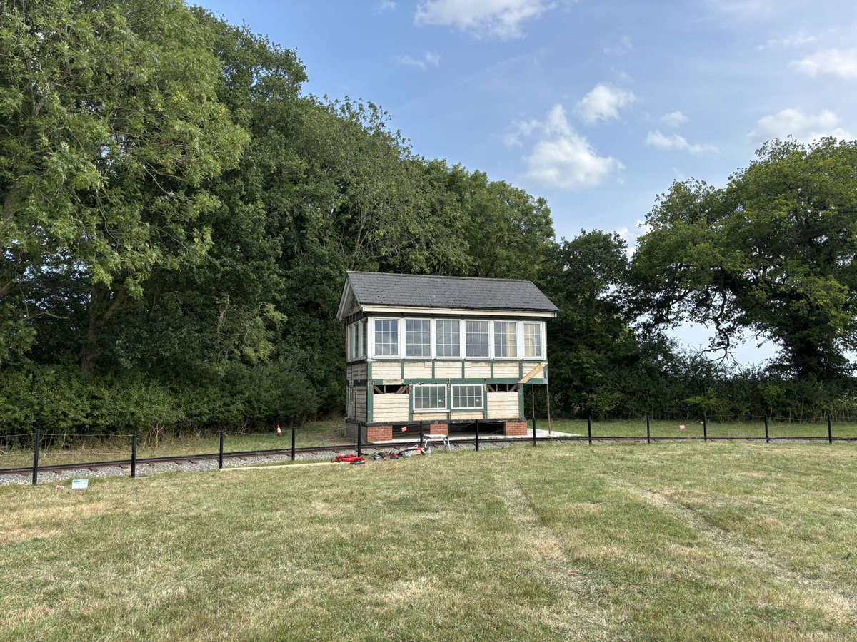 WherryLines's tweet image. Today we have been pleased to join volunteers from @NetworkRailAng & @LowestoftCentr1 to install the former @WherryLines Oulton Broad North station signal box onto its new plinth at the East Anglia Transport Museum in Carlton Colville. #CommunityRail