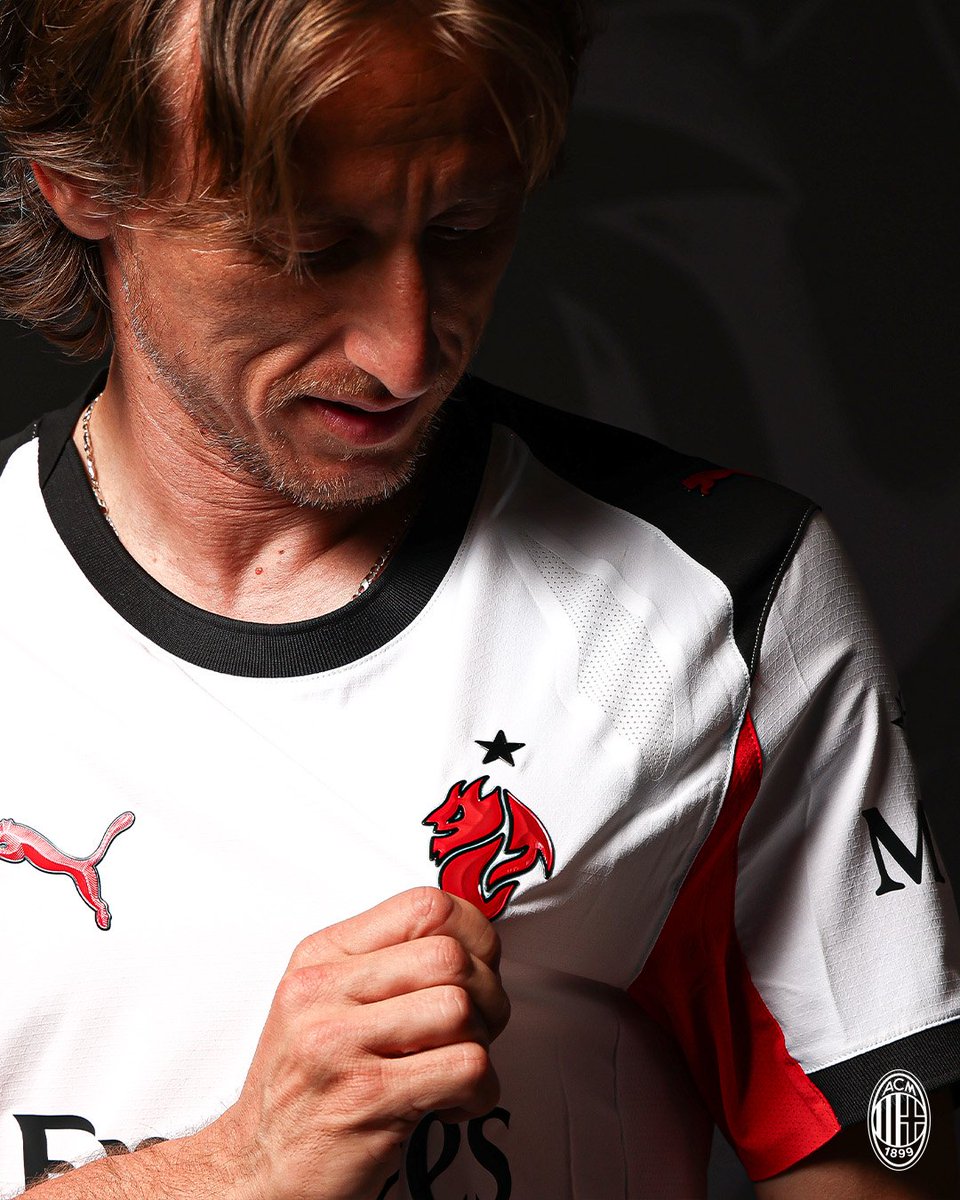 Si va verso i 40anta (lui li ha già, a me manca meno di quanto vorrei), ma concedetemi dei brividi. #Modric