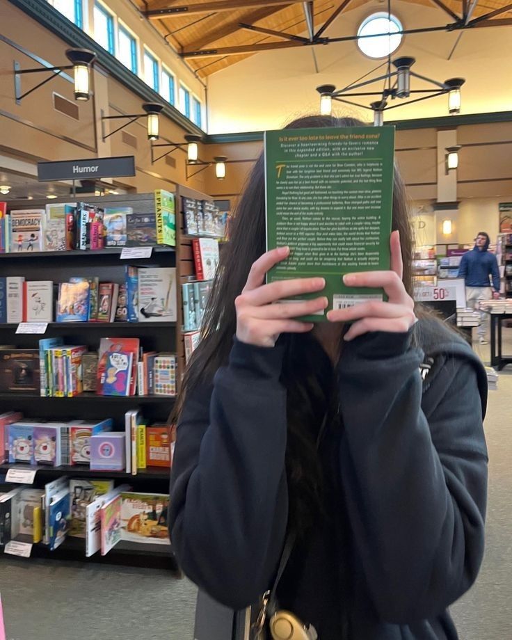 AliceAlice185's tweet image. Found in the fiction section—me.
#BookstoreVibes #BookishAesthetic #IntrovertMood #ReadersOfInstagram
 #BookLover #CozyReads #ReadingIsCool #StoryEscape #BehindTheBook
 #FictionAddict