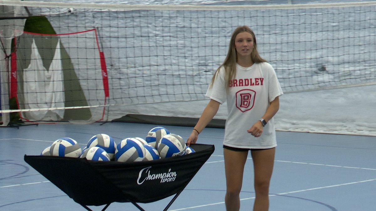 IVC grad Mairen Mannon balancing college volleyball,  academics and summer coaching while being a young mom
 
Story: centralillinoisproud.com/sports/local-s…