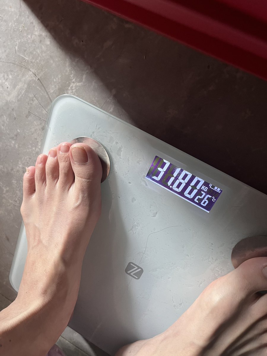 布谷小烂 (@buguxiaolan) on Twitter photo 