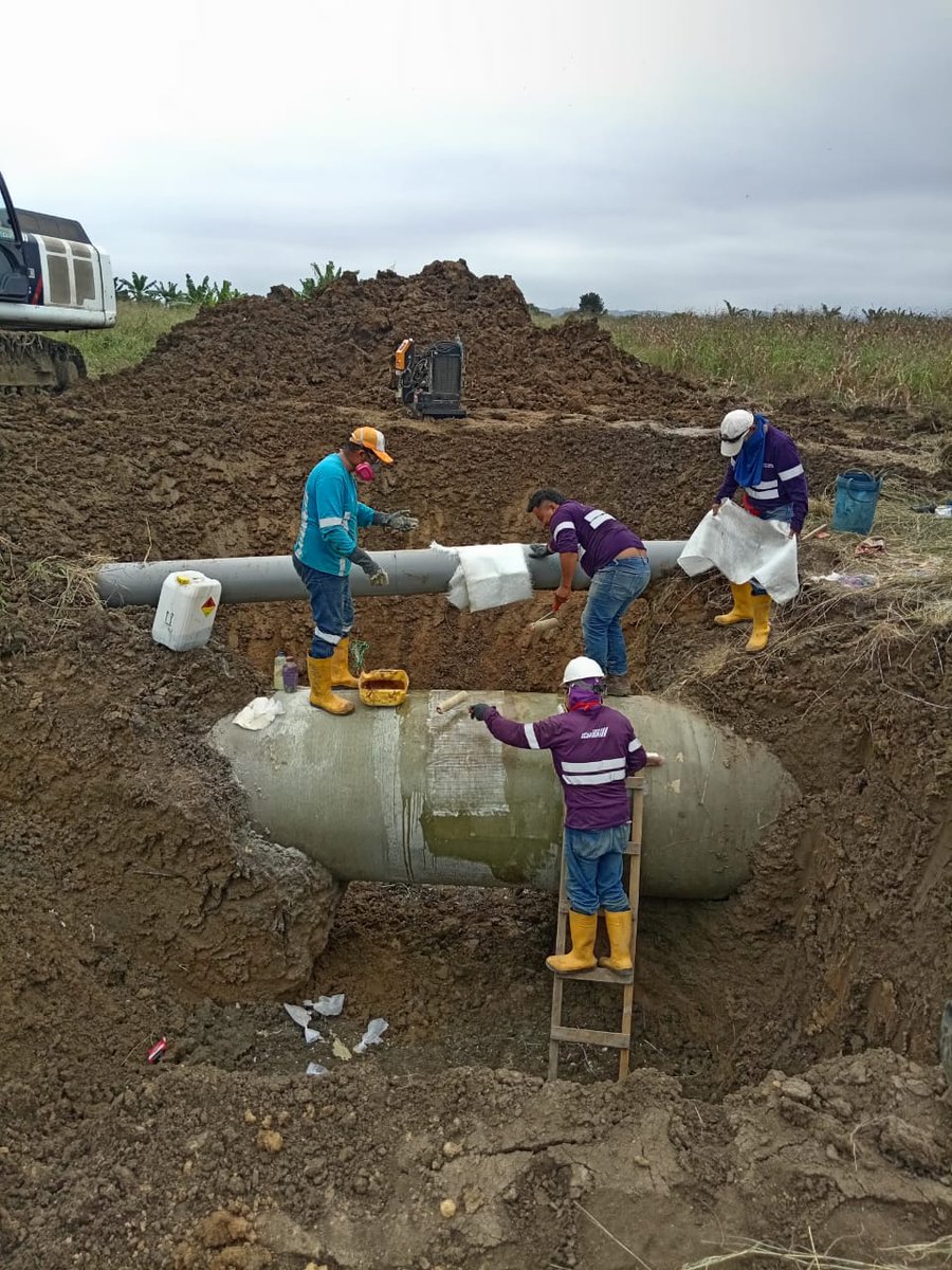 #SantaElena | Culminamos exitosamente los trabajos de mantenimiento correctivo en el Sistema de Riego Javita, parte del Trasvase Daule-Santa Elena.

Cabe resaltar que en ningún momento se produjo desabastecimiento del recurso hídrico.

#ElNuevoEcuadorNoSeDetiene 
#TodosSomosEPA