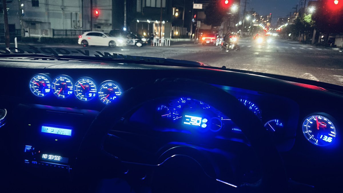 男は光るメーターが好き