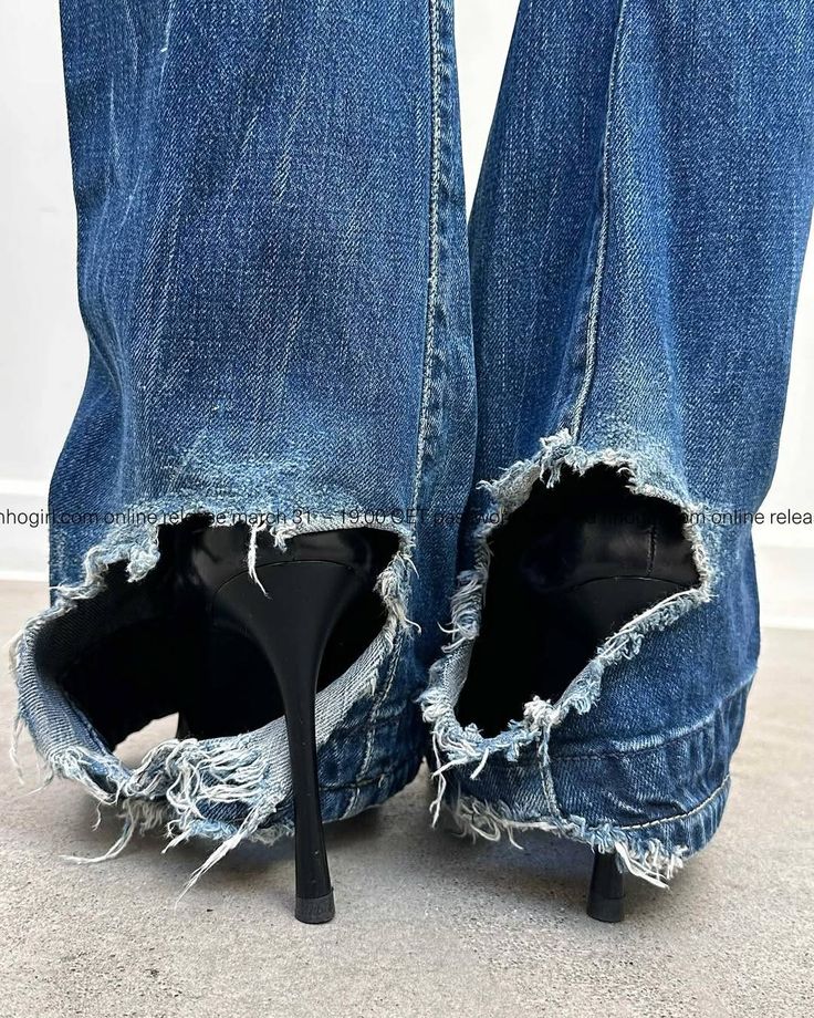 ⭒ (@brellafashion) on Twitter photo 