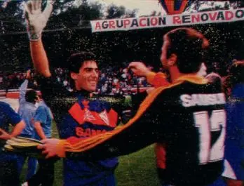 Vélez Retro tweet media