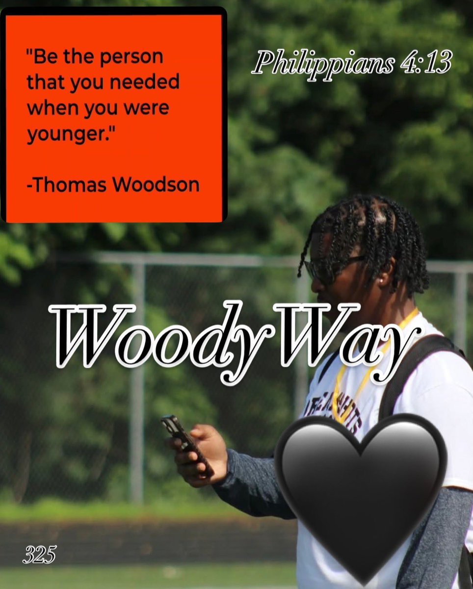 SheriffWoody13's tweet photo. Another year in the books of volunteering with the QBs at @DreamShotsMedia youth combine! The weather was hot and the day was long but it’s always great being involved helping with the leaders of tomorrow ! 412 🫶🏾 It’s A QBs🌎🖤🖤🖤🖤
#TheYouthMatters #GMLM #325 #6ixxy https://t.co/Y1YZGMQHLk