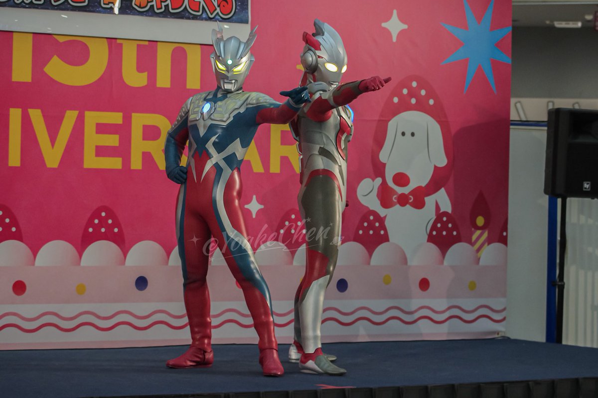 YoakeChen's tweet image. ゼロ！！エックス！！

#ウルトラマンゼロ 
#ウルトラマンエックス 
#アリオ北砂