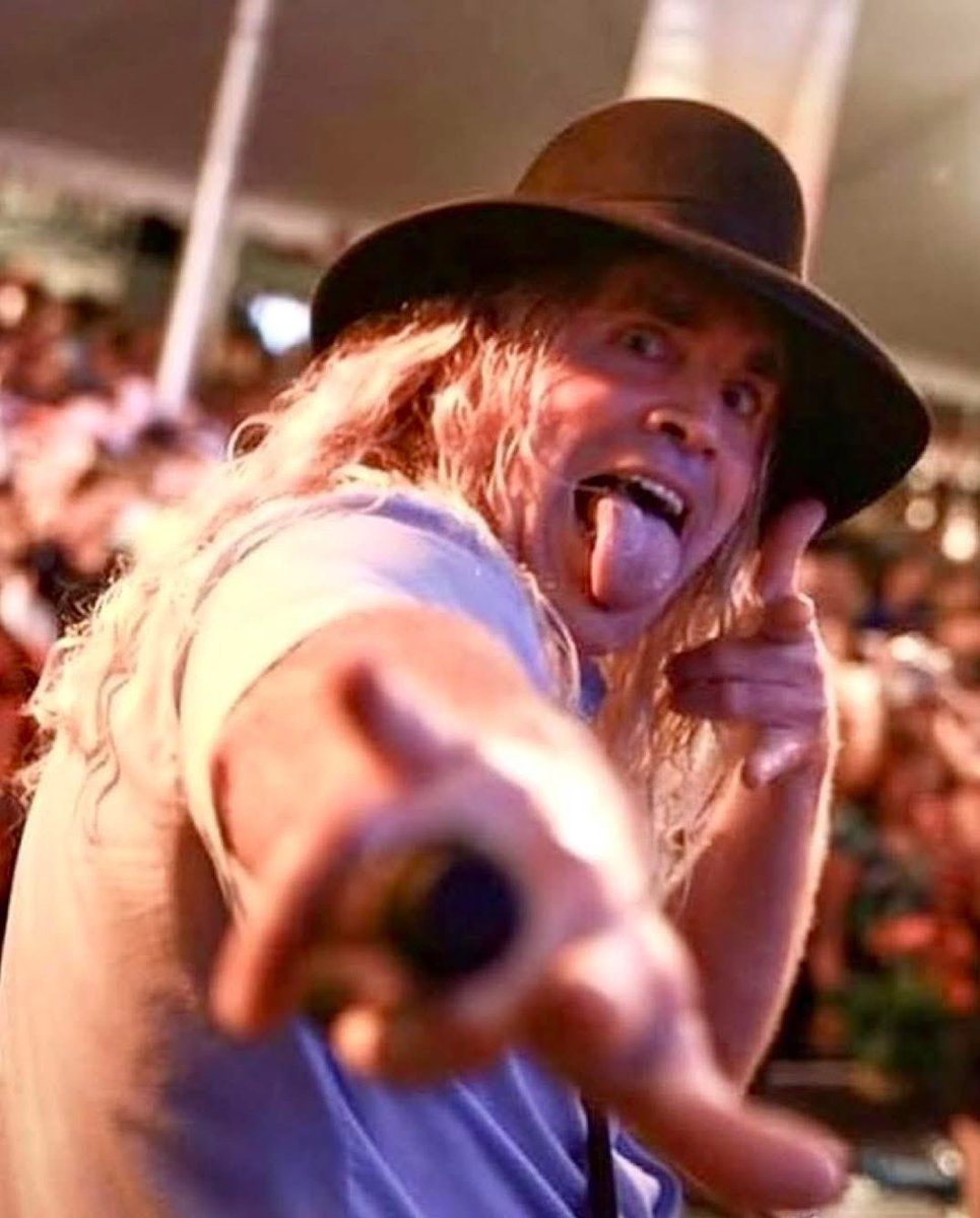 Sun’s out, tongue’s out! 👅
4️⃣ Amish shows in three states this week:
7.15 Shelter Cove Park • NJ
7.16 Lake Nanuet Park • NY
7.17 Thursdays at Surfside • NJ
7.18 Cancun Cantina • MD

Raise the barn!
#AmishOutlaws