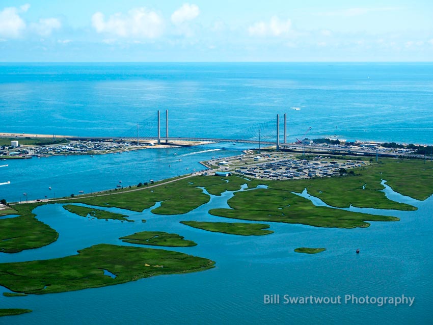 Beachy's tweet image. It's been a while since I posted an article link here - it's time to get back to it. I created a post from two photographs I shot (from an airplane) on Sunday.
LINK: indianriverbridge.com/aerial-view-of…