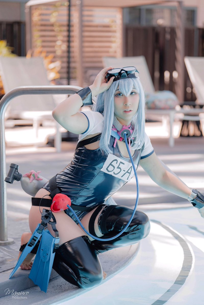 SetsuKirin's tweet image. “Beep beep! Movement from large object, detected at 12 o’ clock — oh! It was you Captain?”
PC @mamuro5254
#NikkeGoddessofVictory #NIKKEcosplay