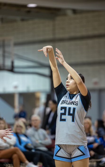 Brooklyn Rozier (@brooklynrozier2) on Twitter photo So proud of the my team. We WON Hoosier Heat 14 U and went 3-1 in the UA Rise session II. <a href="/WPABruinsAAU/">WPABruinsAAU</a> <a href="/UANextGHoops/">Girls UAA</a> <a href="/IE_HoosierHeat/">Insider Exposure - Hoosier Heat</a> So proud of the my team. We WON Hoosier Heat 14 U and went 3-1 in the UA Rise session II. <a href="/WPABruinsAAU/">WPABruinsAAU</a> <a href="/UANextGHoops/">Girls UAA</a> <a href="/IE_HoosierHeat/">Insider Exposure - Hoosier Heat</a>