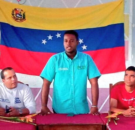 #ALERTA 30 funcionarios de seguridad de la dictadura detuvieron al Ing. Yandir Loggiodice, Sec. Gral del PCD. Yandir es un luchador democrático que ha trabajado incansablemente por la defensa de los derechos humanos.

⚠️Hacemos responsable a la dictadura por su integridad.