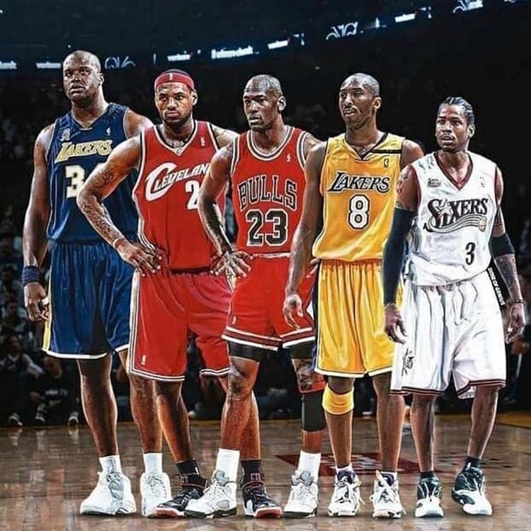 MeAloneInMyMind's tweet image. My Top 10 NBA Players of all time: 🐐
1. Michael Jordan
2. Kobe Bryant
3. LeBron James
4. Shaq
5. Allen Iverson
6. Wilt Chamberlain
7. Steph Curry
8. Magic Johnson
9. Larry Bird
10. Kareem Abdul-Jabbar
Honorable Mentions: Tim Duncan, Hakeem Olajuwon, Bill Russell, KD