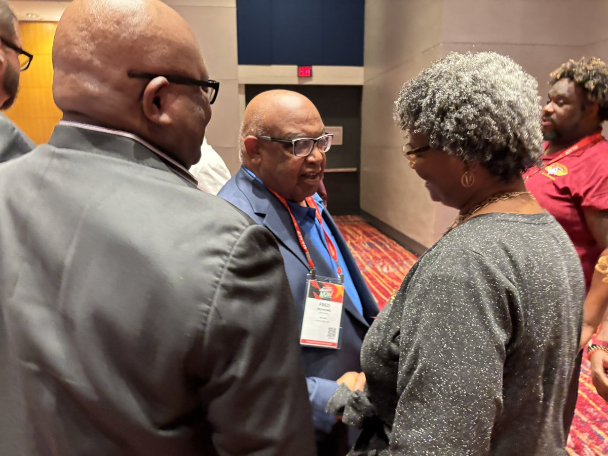 Fred Redmond tweet media