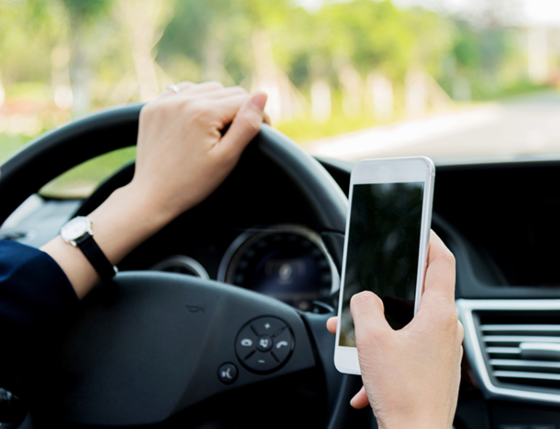 NRSForg's tweet image. You only have two 🙌🏼 and two 👀 .
Use them to drive.
#NRSFsquad #eyesontheroad #handsonthewheel