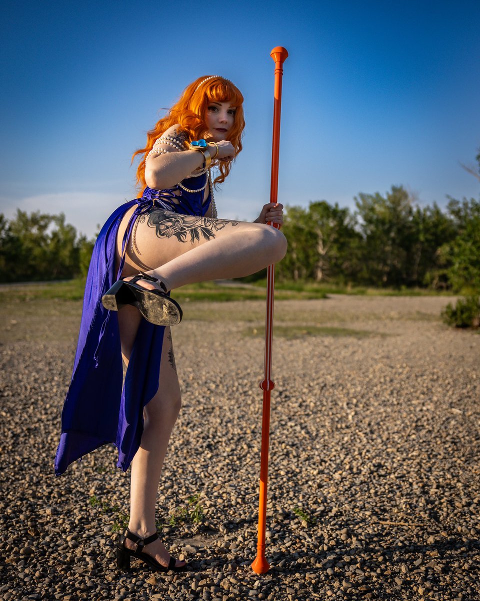 feralmans's tweet photo. Nami swan 💞🍊

#cosplay #nami #namicosplay #onepiece #onepiececosplay #namionepiece #namionepiece https://t.co/WFxRjBqcex