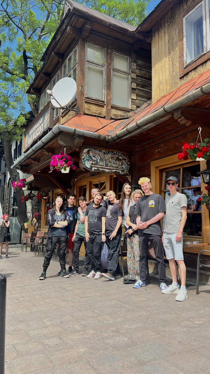 vincehooves's tweet image. POLAND TRIP SUCCESS 🇵🇱🇵🇱🇵🇱🇵🇱
Up there as one of the best weekends in recent memory, spent with some of the best people I know ♥️
Everything worked out perfectly- hike, grilling, chilling, swimming and more.
Adored organising it and I wanna bring people to more in the future 🫶🏻