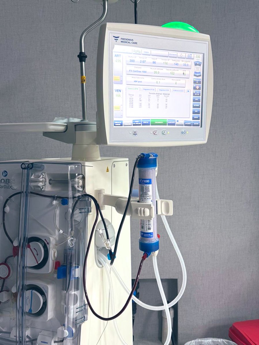 carlosenriquezo's tweet image. Desde hace tres semanas contamos con una nueva tecnología de @FME_Global en Angeles Lomas para dar soporte renal a pacientes crónicos, que nos permite aumentar los tratamientos disponibles #HDF 
#5008