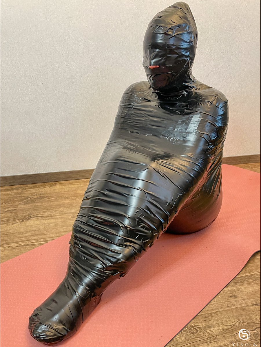 I love this sitting mummification 😈