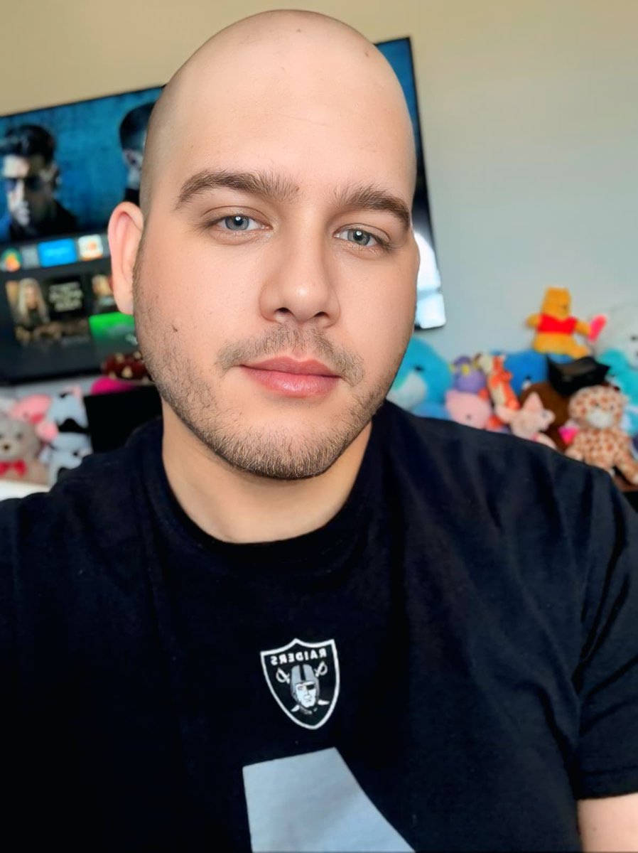 Podría pedirle tantas cosas a Dios, pero hoy solo deseo dos: que me muestre el mejor camino y que me de salud para disfrutarlo.