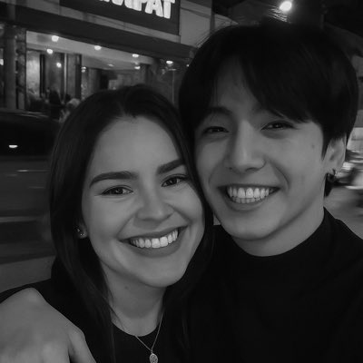 Beginshine_'s tweet photo. Deixe ela com a selfie dela😏💜 https://t.co/S6sZfrTp6o