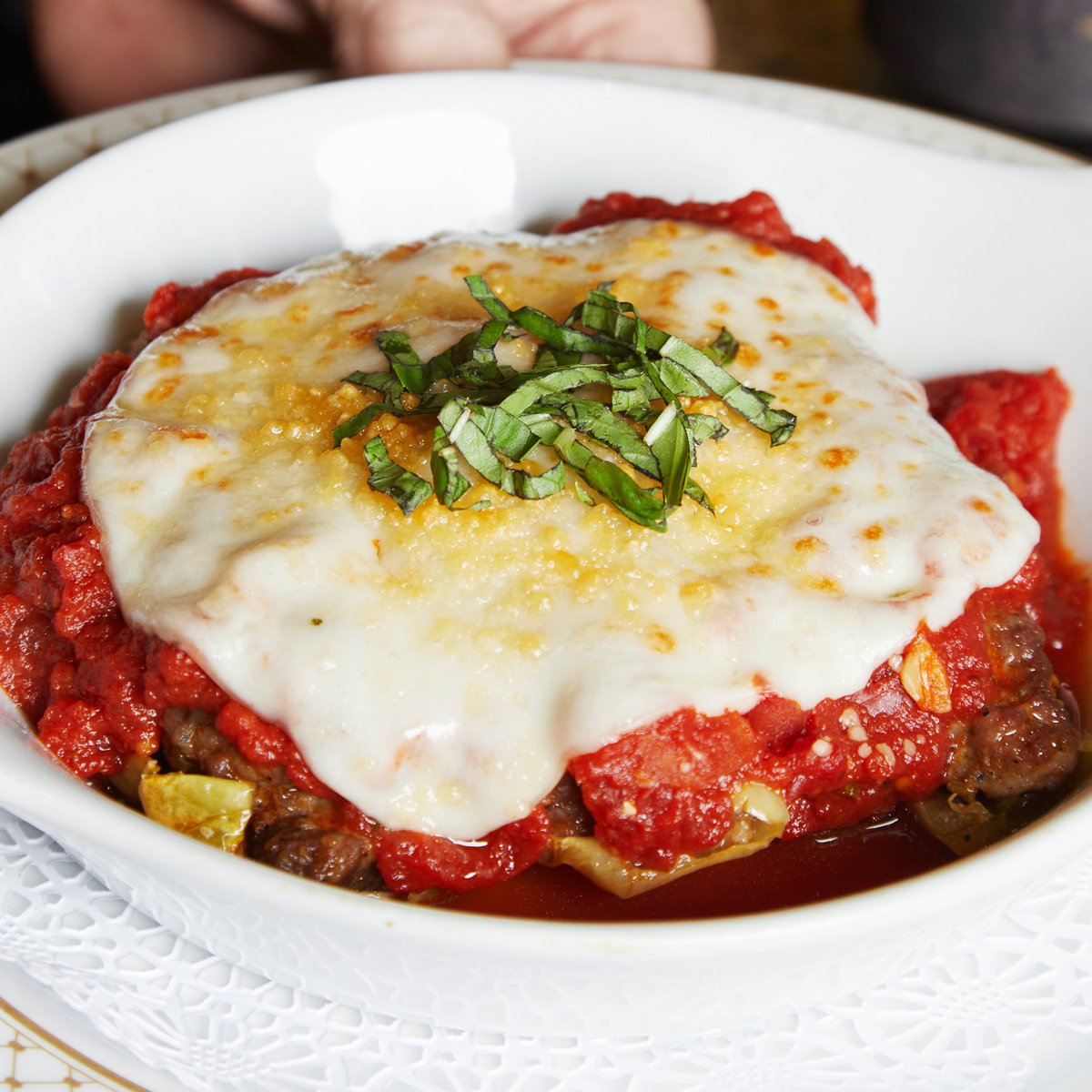 #HappyHourSpecials: Enjoy the Lounge at LeMont Happy Hour Specials on Tuesdays, Wednesdays and Thursdays from 5:00 p.m. to 7:00 p.m. 25% OFF Signature Drinks &amp; Appetizers on the Lounge at LeMont menu. Join us for drinks, appetizers and conversation.

lemontpittsburgh.com/lounge.