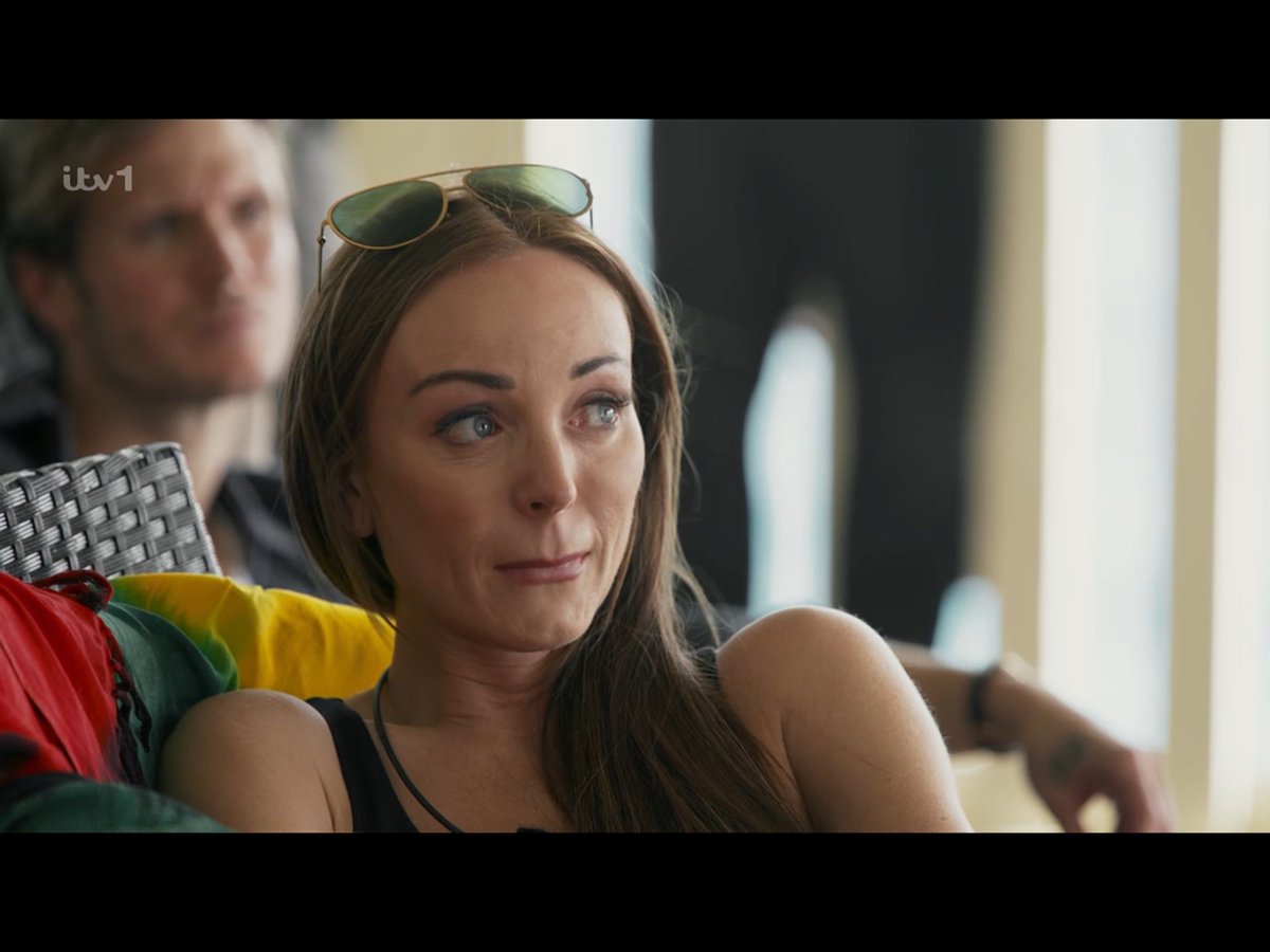 KDCunliffe's tweet image. Ten minutes in and already one of the most annoying “celebrity” appearances.
#CelebrityInfestedWaters
#shark
#sharkcelebrityinfestedwaters
#helengeorge