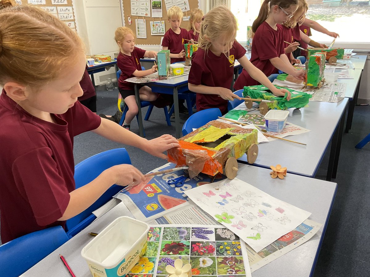 PDA_Y2's tweet photo. Adding our finishing touches to our wheeled vehicles before testing them out and checking that they meet our design criteria. 👀👀#pdadt https://t.co/16eUt9Zd0r