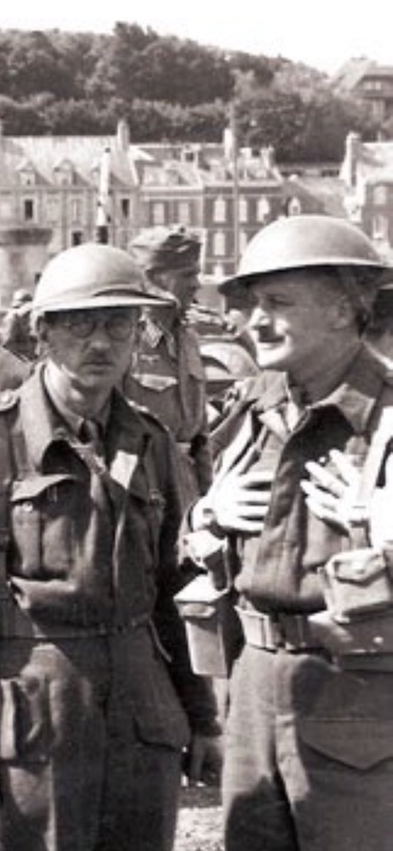 Medals for sale of Henry Swinburn who was captured at St Valery-en-Caux

Swinburn is the man in glasses in the infamous photograph at St Valery harbourside on 12 June 1940 

dcmmedals.co.uk/product/an-ext…