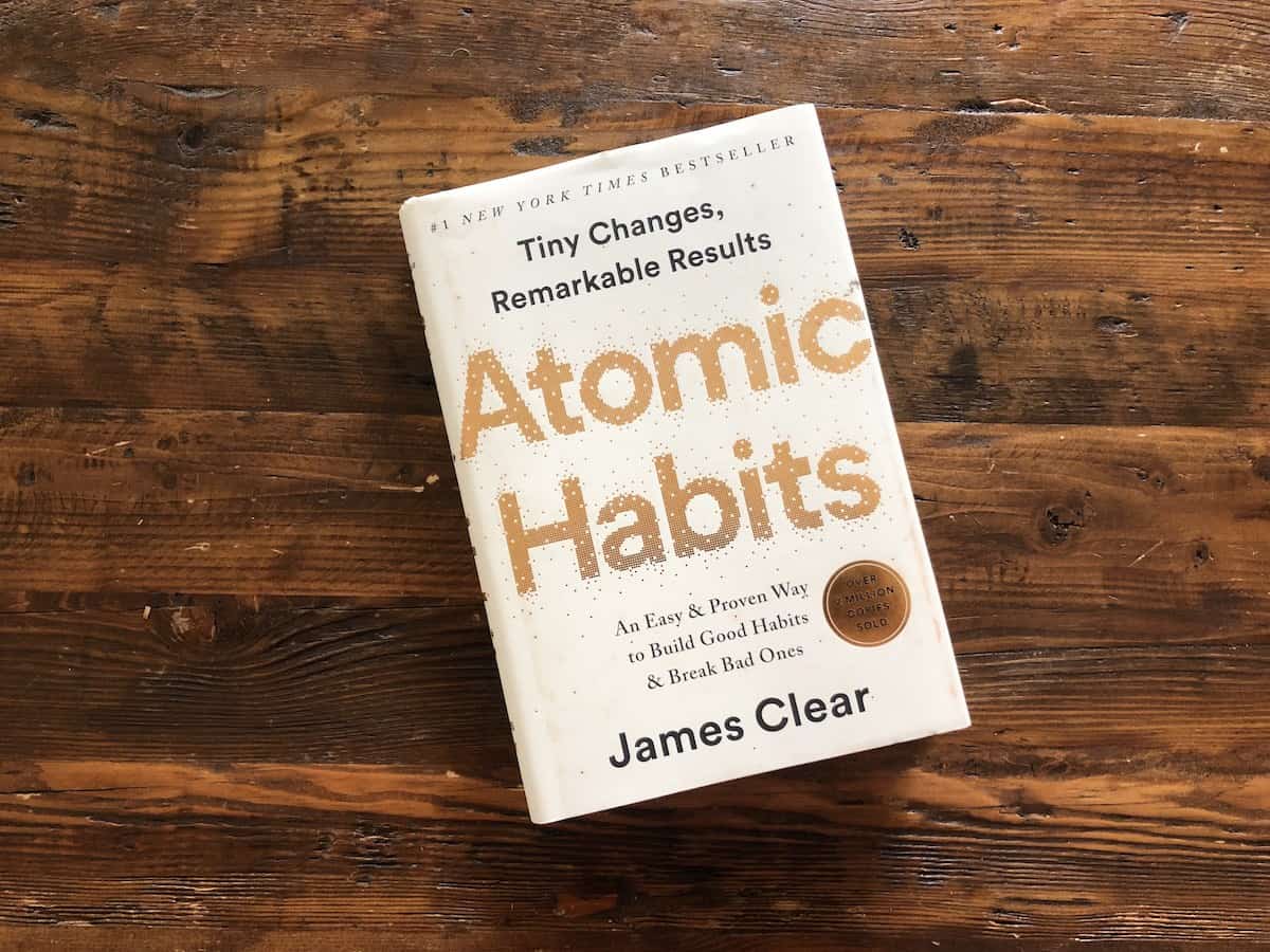 CuratewithMinah's tweet image. If you loved "Atomic Habits" but want something softer, pick up "The Mountain Is You." By Brianna west.
Healing isn’t always pretty and this book understands that.
Not pretty, not perfect but deeply powerful. You will love it!
#CurateWithMinahh