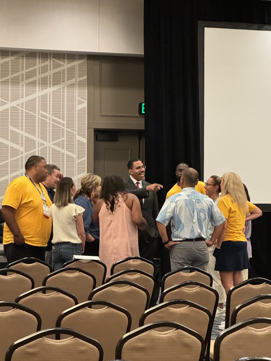 JohnBKing's tweet image. Grateful to have joined Raquel Martinez and the inspiring community of school leaders of color at UNITED 2025 for a powerful conversation about leadership, equity, and the path ahead.

Thank you to @NASSP  for creating space to celebrate the impact of school leaders who are…
