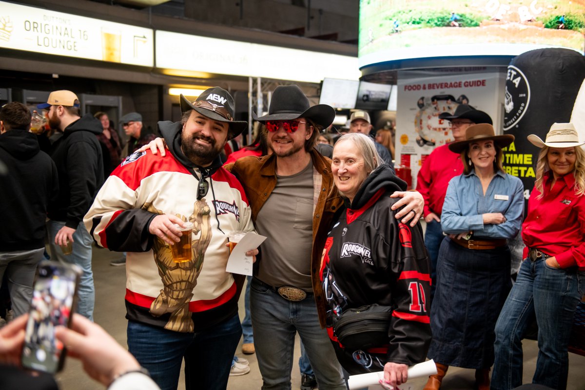 HUGE congrats to our friend Chanse Vigen, who won the Rangeland Derby last night at Stampede!! 

Chanse joined us at the Roughnecks Rodeo this past season!
