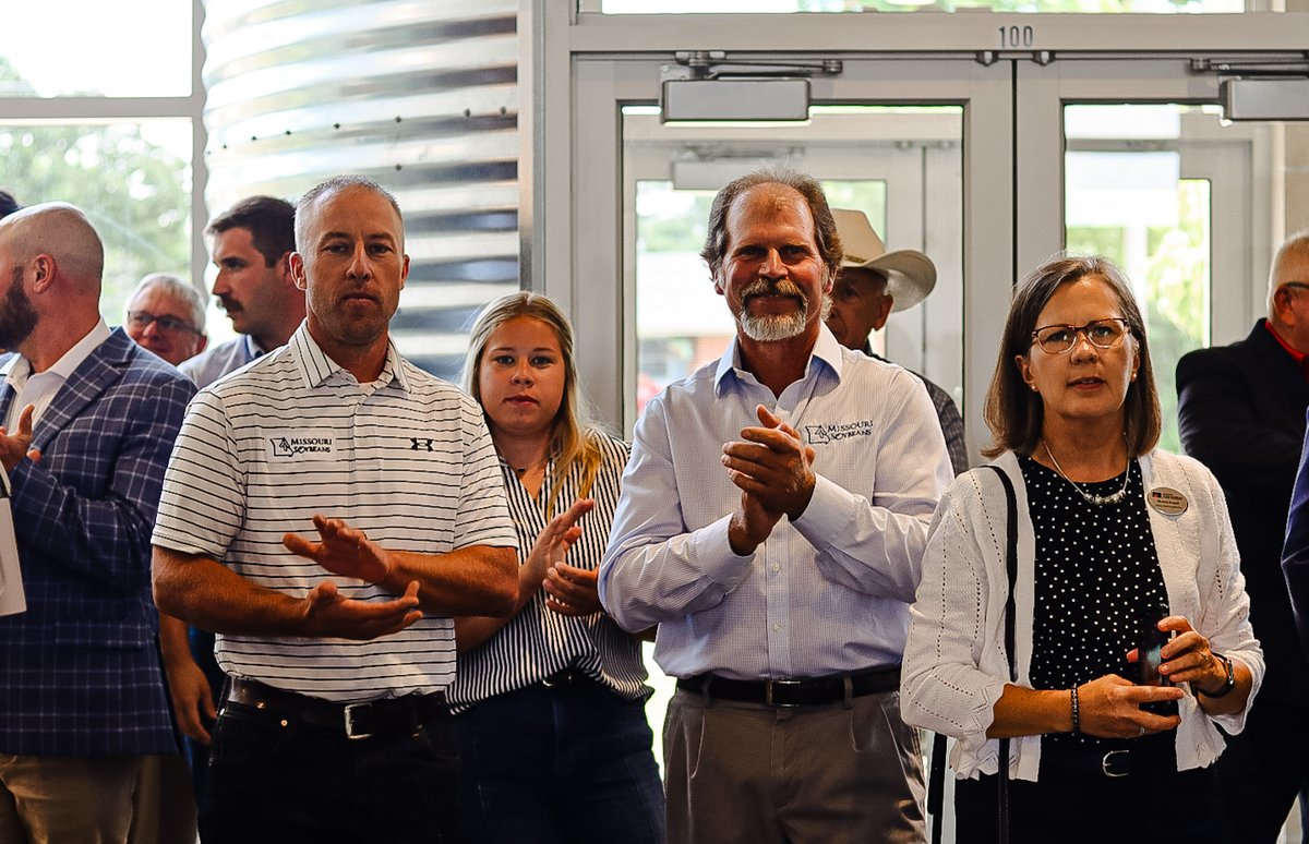 missourisoybean's tweet image. BIG win for Missouri ag! @GovMikeKehoe signed the Water Preservation Act at the Center for Soy Innovation, protecting our water &amp;amp; rural communities. Stay tuned for more from the signing!

🔗 bit.ly/4lWOumA/

#MoSoy #WaterMatters #AgVictory #MissouriFarms