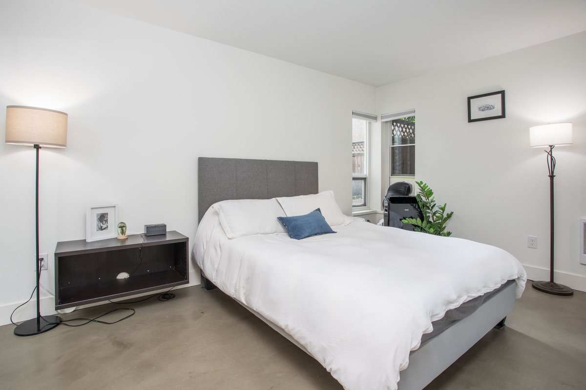 sellingYVR's tweet photo. ✨JUST LISTED

104 825 E 7th Avenue, Vancouver
💰 $575,000

🛏️ 1 Bedroom
🛁 1 Bathroom
🧥 In-suite Laundry
🚗 1 Parking
📐 544 sqft

📲 778.227.6401
📧 Cheryl@hillandharbourgroup.com
👩‍💻 https://t.co/g2mWzfyBiD

#listed https://t.co/mdpFIjpVoV