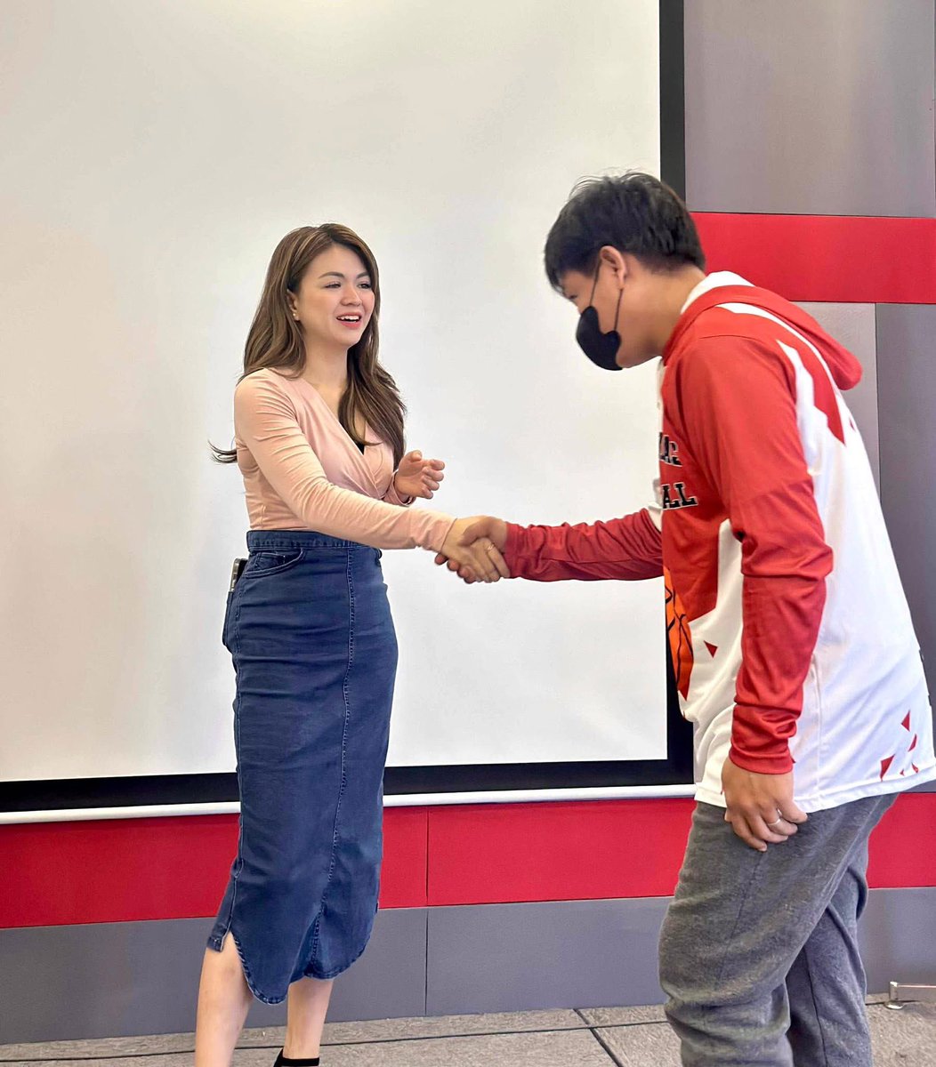 ChiquiCarreon_'s tweet photo. Distribution of Certificates and Allowance for the technical and vocational skills scholars

Completing 280 hrs at the Horizons Institute of Technology Corp

Congratulations po!
Ang aking opisina po ay nagagalak sainyo po'ng pagtatapos ngayong araw na ito

#CheckSaSerbisyo https://t.co/LBEJ0kEPkn