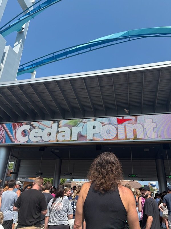 Fat Clouds tweet media