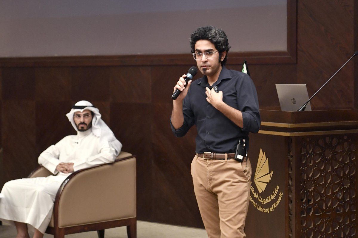 ضمن فعاليات الدورة الـ17 لمهرجان صيفي ثقافي الذي ينظمه (الوطني للثقافة)

 الباحث الكويتي د.محمد الخرشان يستعرض (المصادر الأم في تاريخ الكويت والخليج الحديث)

kuna.net.kw/ArticleDetails…

#كونا #الكويت