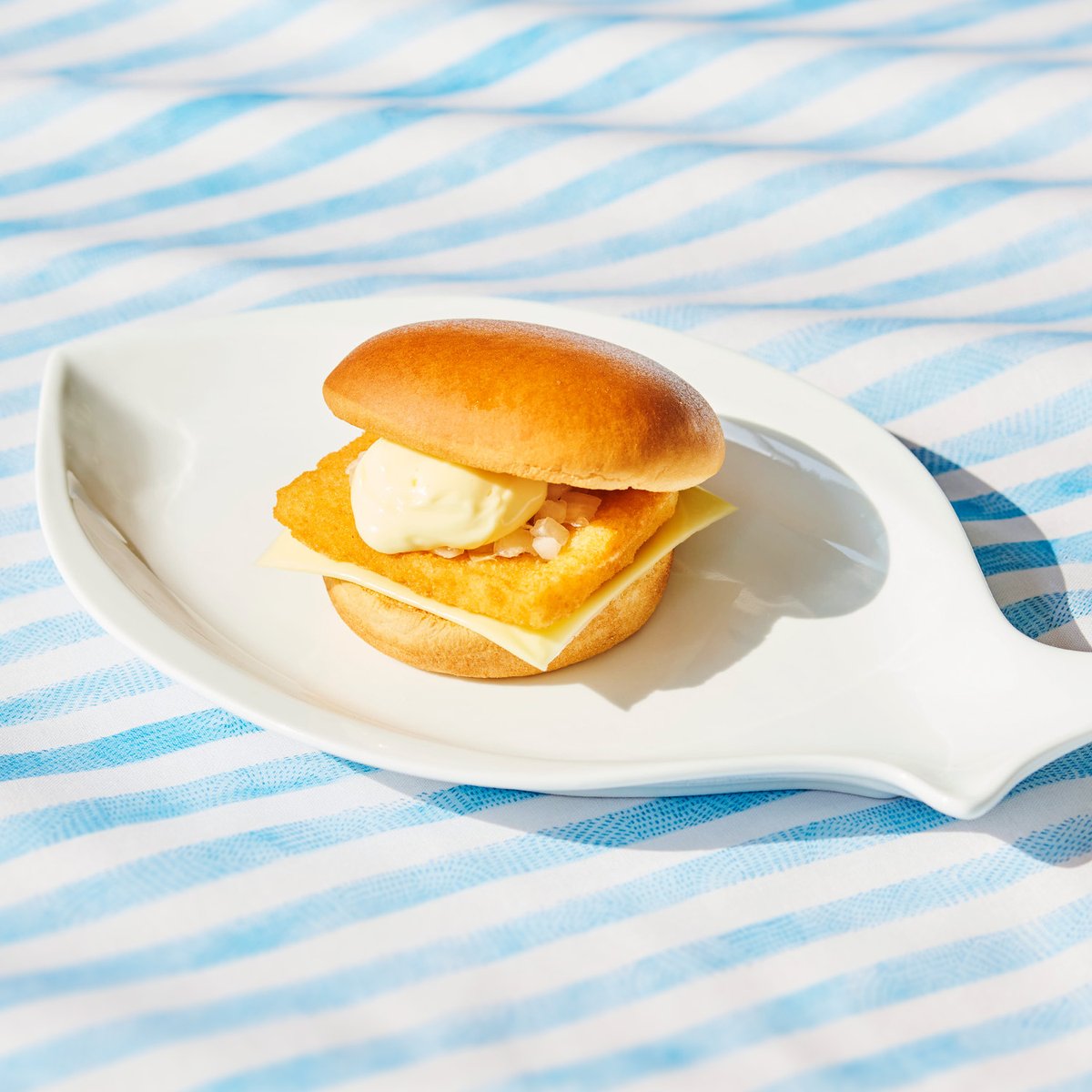 モスのフィッシュバーガー好き集まれ～🐟 ※チーズは工場で加熱加工をし