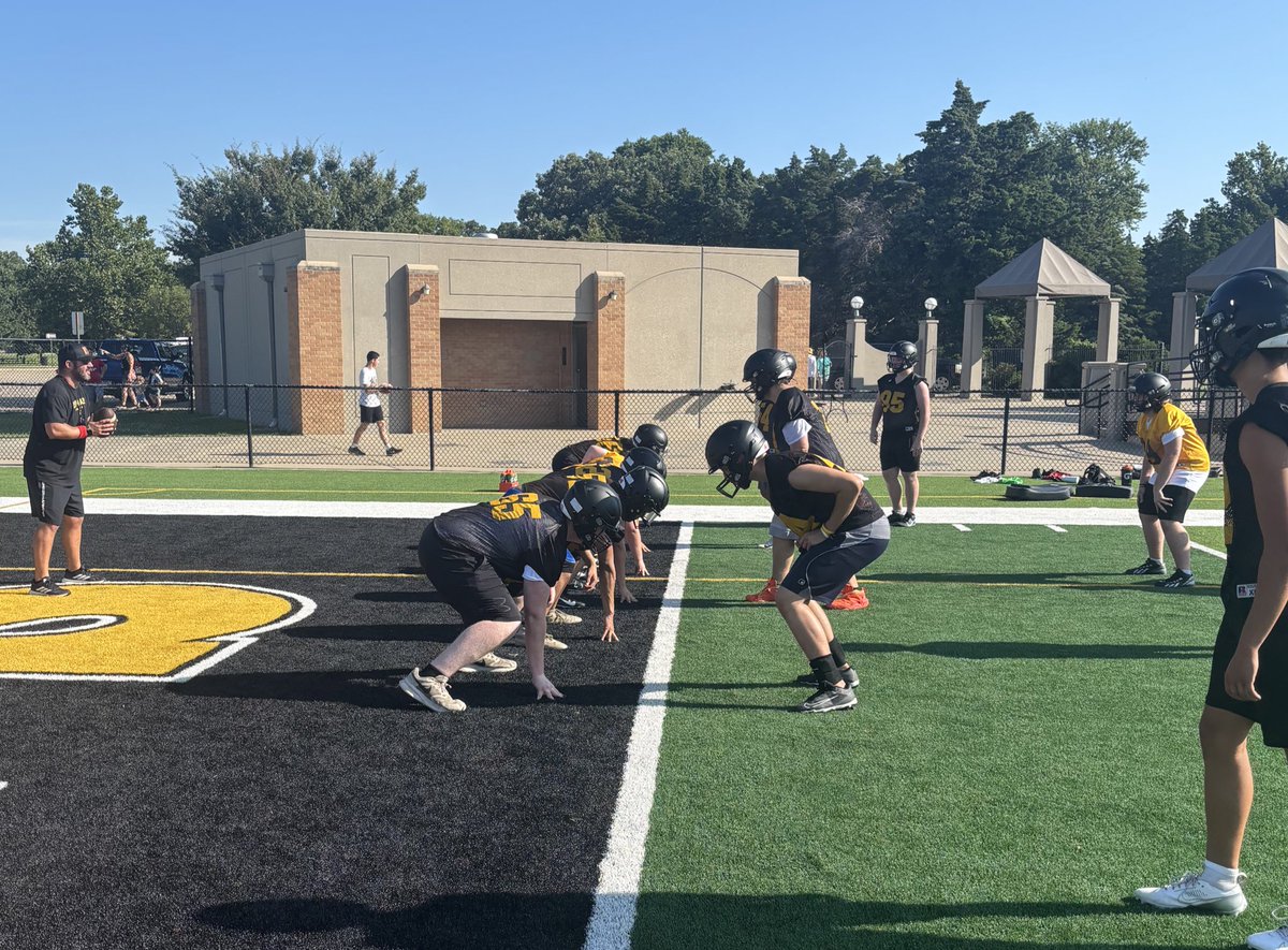 NewtonRailerFB's tweet photo. Great first day to kick off camp week for the Railers! πͺππ #railerfootball #laythetrack https://t.co/zEwMLnze22