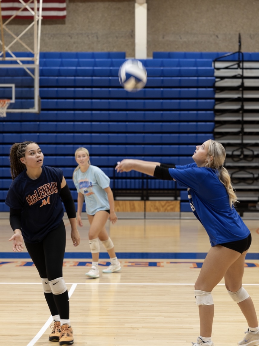 McLennanSports's tweet image. First open gym of the summer!!! Feels good to see them in action!!!
#GoLanders | #ContinuingTheLegacy