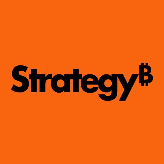 JUST IN: Strategy buys 4,225 Bitcoin for $472.5 million, increasing total holdings to over 600,000 BTC in latest accumulation move.