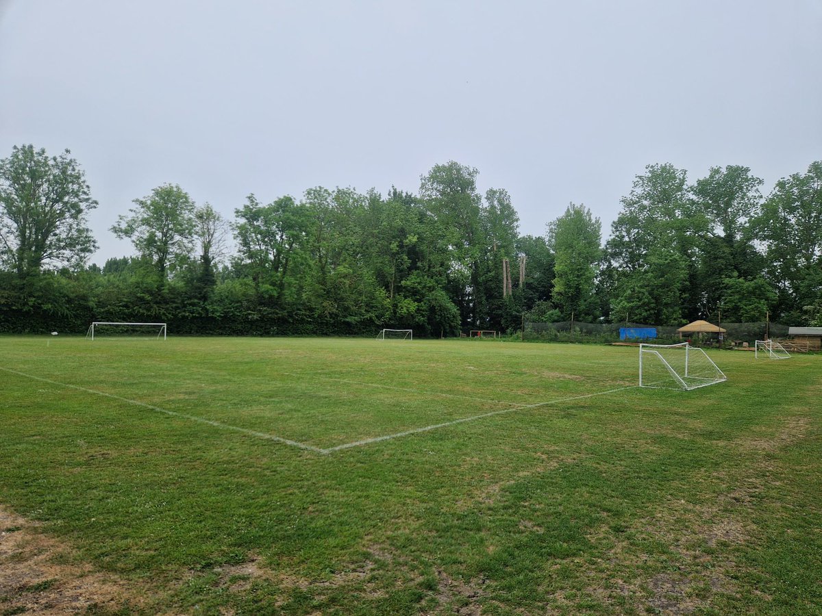 St_Anselms's tweet image. 🎉 Need space for your next event or activity? We've got it!
🏀 Sports &amp;amp; 🧘‍♀️ dance halls, 🎭 performance space, 🚗 parking &amp;amp; more — all at great rates!
📍 Easy access &amp;amp; flexible bookings.
📩 Book now: stanselmscanterbury.org.uk/Hire-our-facil…
#VenueHire #EventSpace #SportsHall #DanceStudio