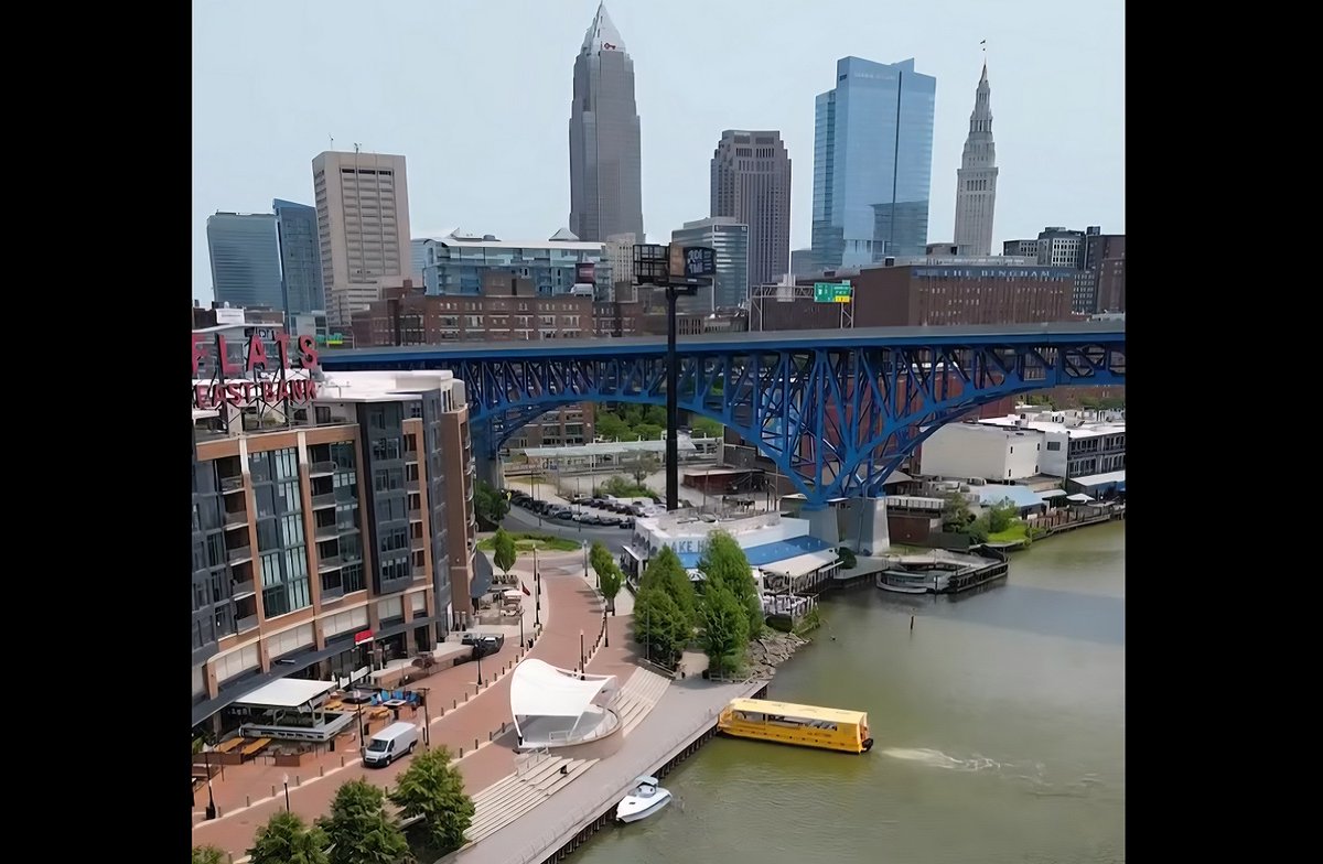 NeotransB's tweet image. Now arriving: Cleveland’s newest water taxi
Harbor Hopper to serve river, lake destinations
neo-trans.blog/2025/07/14/now…
@CityofCleveland @DowntownCLE @FlatsForward @ShareTheRiver @portofcleveland @NCoastHarbor @GreaterCLE @TheCLE @cuyahog