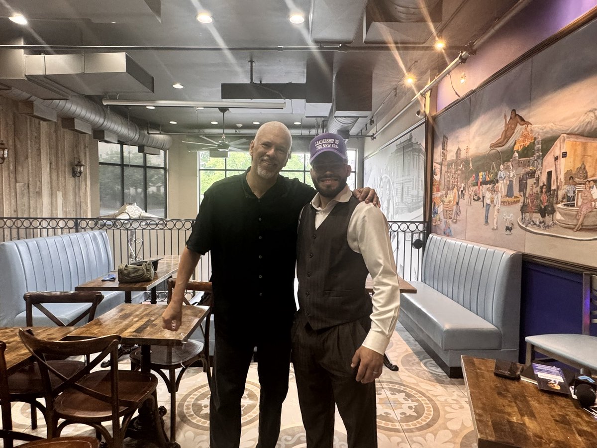 DiazforBrooklyn's tweet image. Thank you @yonkers_voice for a great interview. We went into the interview with the political labels “liberal” and “conservative” and came out of the interview as friends who had a great conversation about politics.
-
Ru is truly a great gentleman and professional journalist. I…